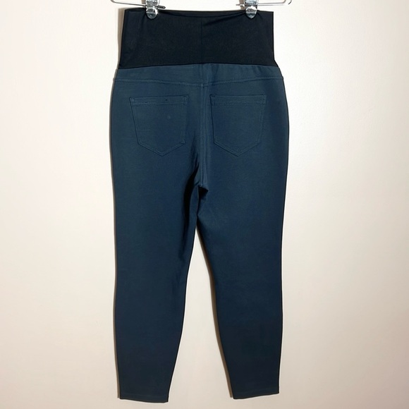 Liverpool Ponte Maternity Leggings - Picture 3 of 7